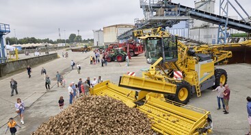 Tractor met bieten Dag van de Landbouw